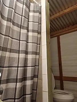 ShawnandDani7074 online show from April 10, 2026, 3:02 am