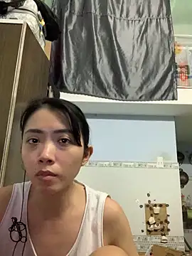 Snapshot of Minee1202 chatting on October 23, 2025, 1:04 am Minee1202 online show from October 23, 2025, 1:04 am