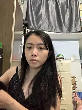 Snapshot of Minee1202 chatting on November 5, 2025, 12:25 am Minee1202 online show from November 5, 2025, 12:25 am