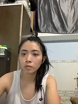 Snapshot of Minee1202 chatting on October 26, 2025, 1:28 am Minee1202 online show from October 26, 2025, 1:28 am