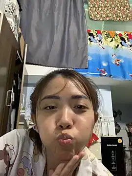 Minee1202 online show from April 14, 2026, 1:32 am