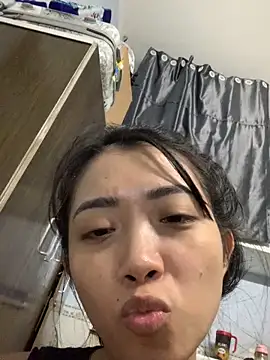 Snapshot of Minee1202 chatting on November 22, 2025, 7:07 am Minee1202 online show from November 22, 2025, 7:07 am