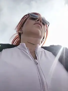 Alis xxx online show from April 20, 2026, 8:32 pm