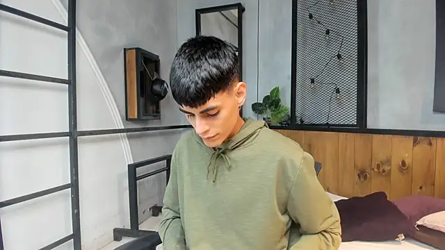 Snapshot of Dani_mc1 chatting on October 30, 2025, 11:30 am Dani mc1 online show from October 30, 2025, 11:30 am