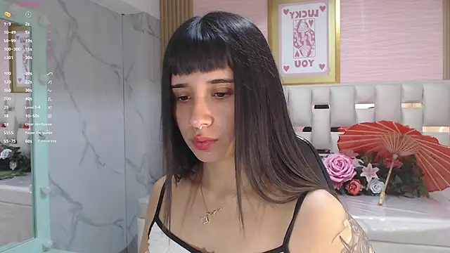 Snapshot of allyssa_bellini_s chatting on December 15, 2025, 8:36 pm allyssa bellini s online show from December 15, 2025, 8:36 pm