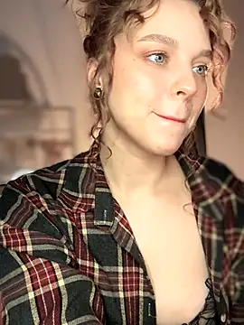 Snapshot of LilyFlamee chatting on October 16, 2025, 1:08 pm LilyFlamee online show from October 16, 2025, 1:08 pm