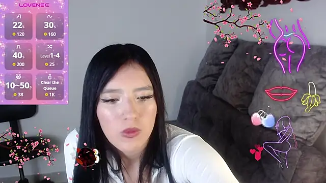 Velvet 28 online show from September 20, 2025, 9:09 pm