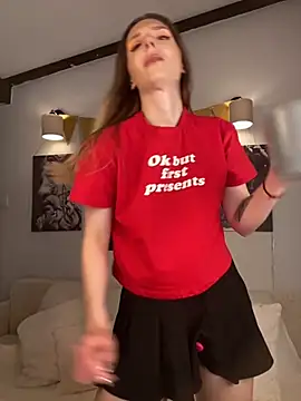 LINA ALL EYES ON YOU online show from November 28, 2025, 6:41 pm