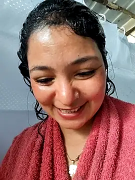 Snapshot of Lily-o chatting on November 25, 2025, 4:29 pm Lily-o online show from November 25, 2025, 4:29 pm