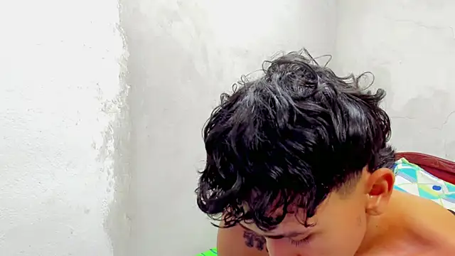 Snapshot of Damien_444 chatting on September 18, 2025, 12:52 pm Damien 444 online show from September 18, 2025, 12:52 pm