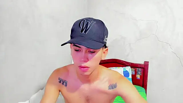 Snapshot of Damien_444 chatting on September 30, 2025, 12:22 pm Damien 444 online show from September 30, 2025, 12:22 pm