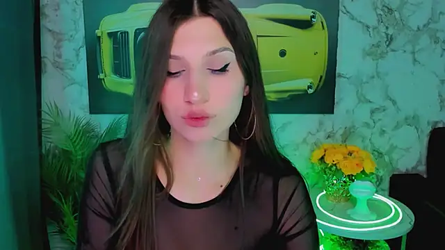 Mollyinyourmind online show from April 19, 2026, 10:01 pm