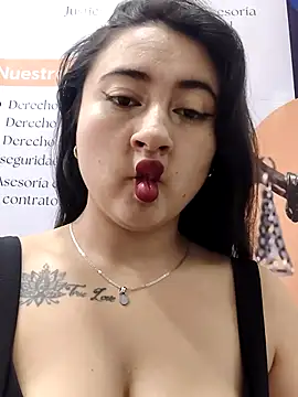 Snapshot of AMATISTA__16 chatting on January 12, 2026, 12:12 pm AMATISTA 16 online show from January 12, 2026, 12:12 pm