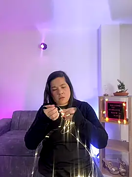 leiablack online show from October 23, 2025, 11:31 am