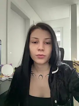 Snapshot of Privad_ravenna chatting on May 23, 2026, 6:07 pm Privad ravenna online show from May 23, 2026, 6:07 pm