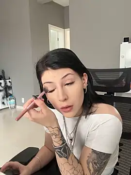 Privad ravenna online show from October 16, 2025, 1:08 pm