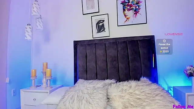 ashlye white online show from March 3, 2026, 2:07 am