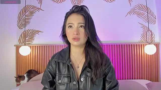 Valleriie  online show from February 27, 2026, 3:56 pm