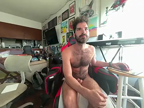 Pupscritch online show from May 29, 2026, 1:39 pm