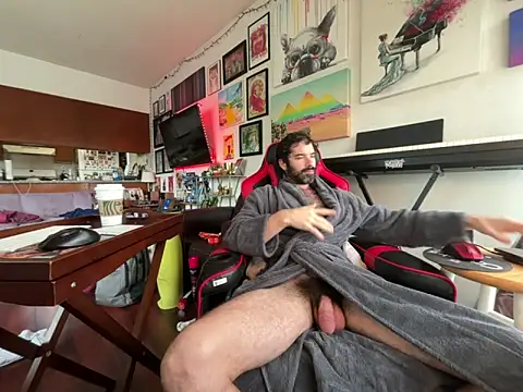 Snapshot of Pupscritch chatting on February 20, 2026, 4:20 pm Pupscritch online show from February 20, 2026, 4:20 pm