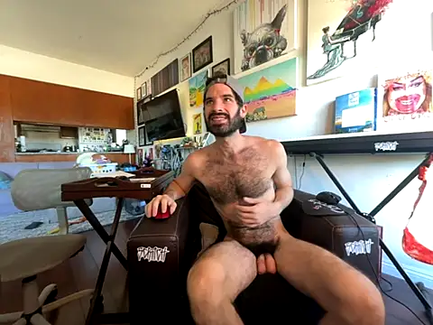 Snapshot of Pupscritch chatting on October 12, 2025, 9:49 pm Pupscritch online show from October 12, 2025, 9:49 pm