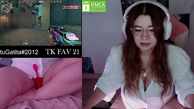 Pink girl0n online show from February 1, 2026, 11:47 pm