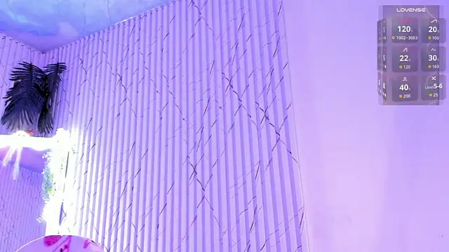 Naomy tay1 online show from April 9, 2026, 2:46 am