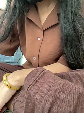 modelnishu online show from March 27, 2026, 10:05 am