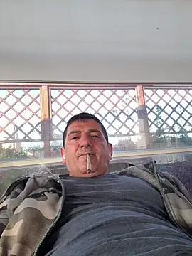 BULLBSX online show from April 15, 2026, 6:41 am