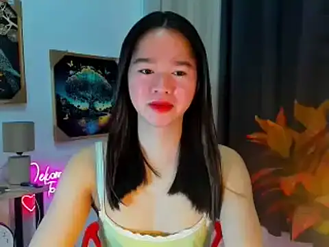 Snapshot of imyourtinybuuny chatting on December 14, 2025, 4:08 am imyourtinybuuny online show from December 14, 2025, 4:08 am