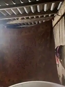 Mamapm20 online show from December 17, 2025, 10:42 am