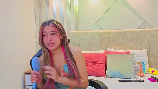 Snapshot of nami_sweet_ chatting on November 4, 2025, 11:36 am nami sweet online show from November 4, 2025, 11:36 am