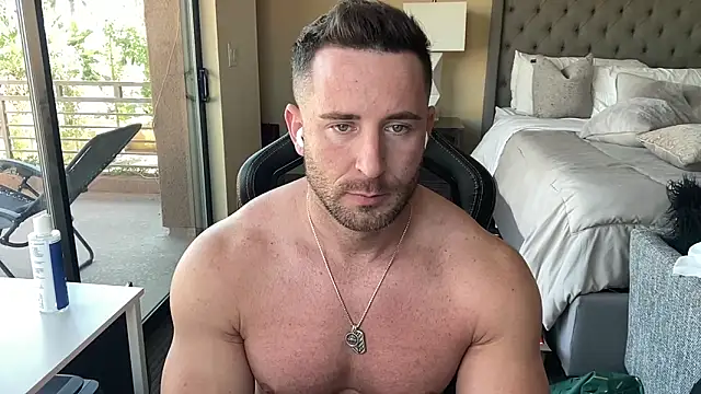 Snapshot of brettmycles28 chatting on September 29, 2025, 8:58 pm brettmycles28 online show from September 29, 2025, 8:58 pm