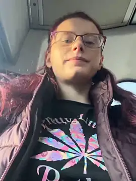 raen001 online show from November 28, 2025, 8:58 am