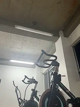 Snapshot of AlissonPeach01 chatting on September 22, 2025, 10:21 am AlissonPeach01 online show from September 22, 2025, 10:21 am