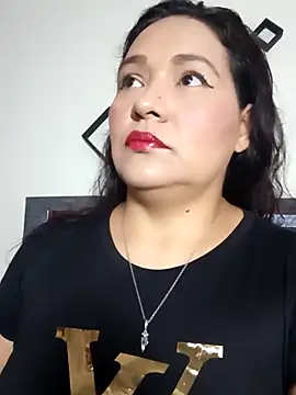 Snapshot of Laurasofia01 chatting on October 3, 2025, 3:09 am Laurasofia01 online show from October 3, 2025, 3:09 am