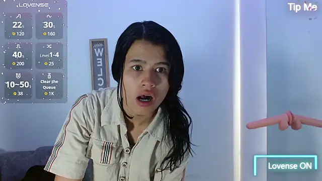 Snapshot of luna_starr69 chatting on November 11, 2025, 12:44 pm luna starr69 online show from November 11, 2025, 12:44 pm