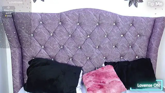 Snapshot of luna_starr69 chatting on November 18, 2025, 1:14 pm luna starr69 online show from November 18, 2025, 1:14 pm