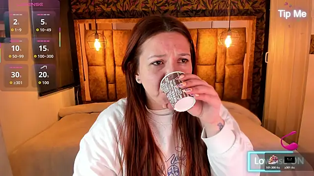 Isa Thompson   online show from November 6, 2025, 11:47 am