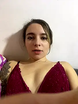 karla-thomsom10 online show from December 18, 2025, 6:45 pm