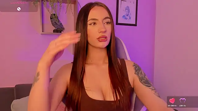  CELESTE MOORE online show from October 30, 2025, 10:28 pm