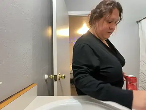 JizzyJazzunleashed online show from October 18, 2025, 6:32 pm