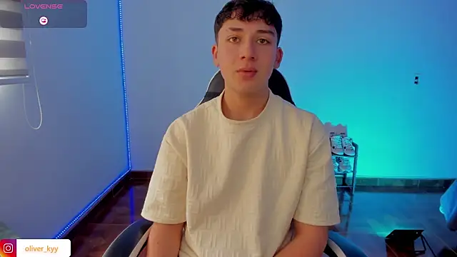 Snapshot of Casper___kyy chatting on November 24, 2025, 6:19 pm Casper kyy online show from November 24, 2025, 6:19 pm