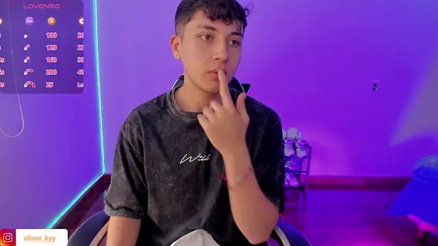 Snapshot of Casper___kyy chatting on December 16, 2025, 7:07 pm Casper kyy online show from December 16, 2025, 7:07 pm