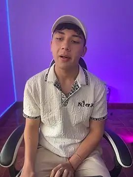 Snapshot of Casper___kyy chatting on November 29, 2025, 6:41 pm Casper kyy online show from November 29, 2025, 6:41 pm