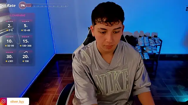 Snapshot of Casper___kyy chatting on October 10, 2025, 6:42 pm Casper kyy online show from October 10, 2025, 6:42 pm