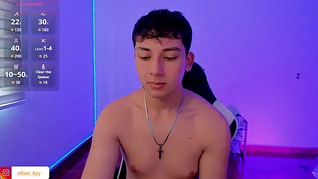 Snapshot of Casper___kyy chatting on November 12, 2025, 7:51 pm Casper kyy online show from November 12, 2025, 7:51 pm