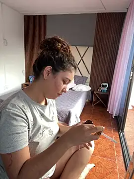 lana rousse01 online show from February 10, 2026, 10:31 pm