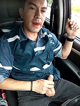 Snapshot of Blackaxes chatting on January 13, 2026, 9:08 pm Blackaxes online show from January 13, 2026, 9:08 pm