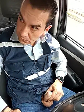 Snapshot of Blackaxes chatting on January 15, 2026, 4:21 pm Blackaxes online show from January 15, 2026, 4:21 pm